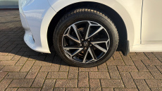 Toyota Yaris 1.5 Hybrid Design 5dr CVT Hybrid Hatchback